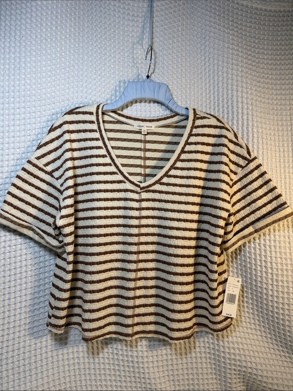 NWT Moa Moa Striped V-Neck Cropped Knit Top - Cream & Brown